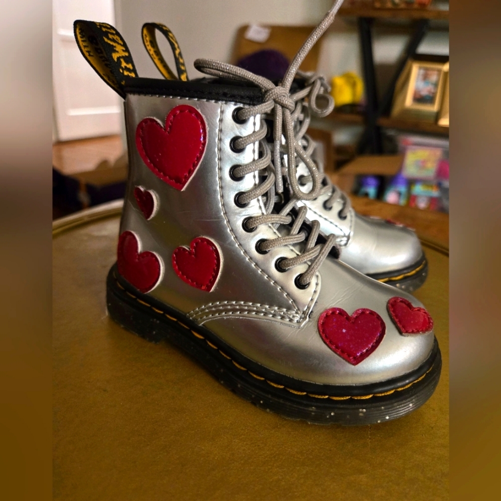 Dr. Martens 1460 Cosmic Glitter Silver Boots W/ Heart Details, Toddler Size 7